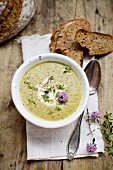Courgette soup with thyme