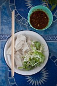 Rice noodle salad with cabbage and spicy sauce (Thailand)