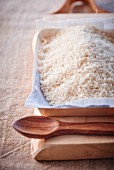 Short-grain rice in a baking tin