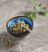 Sesame pesto with coriander seeds