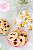 Raspberry and white chocolate cookies
