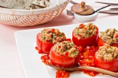 Tomatoes with an amaranth filling (vegan)