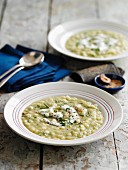 Cream of broccoli and cauliflower soup