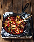 Fried pork with leek and pepper