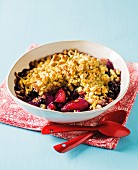 Strawberry and blueberry crumble