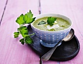 Cucumber soup with parsley