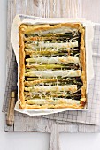 Green and white asparagus tart