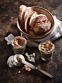 Duck rillette with bread