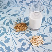 Almond milk, grain and oats