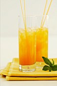 Melon and ginger coolers