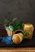 Flowerpot bread with garlic and herbs