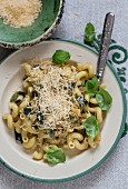 Pasta with courgettes and Parmesan cheese