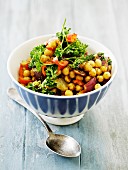 Chickpea salad with red onions and parsley