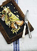 Hähnchenbrust mit gebratenem Spitzkohl & Mais