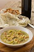 Chickpea soup with savoy cabbage and pasta