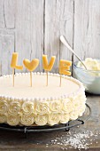 Marzipan-Buttercreme-Torte 'Love'