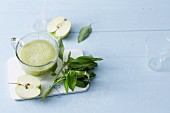 A sweet basil smoothie with Granny Smith apples and dates