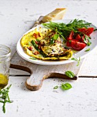 Spargel-Schinken-Omelett mit Rucola und Tomaten