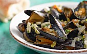 Grilled mussels in broth
