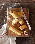 Puff pastry sausage rolls (Spanish style)