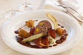 Venison roulade with a nut crust