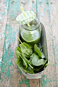 Spinach and curry smoothie