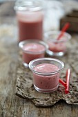 Pear and raspberry smoothies
