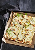 Tarte flambée with pears and blue cheese