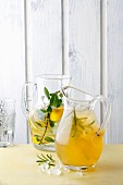 Lemonade with elderflower syrup and iced chai tea (simple glyx)