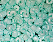 Polystyrene chips for packaging