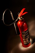 Carbon dioxide fire extinguisher