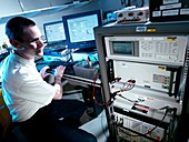 Calibrating electrical analysis equipment