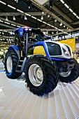 Hydrogen-powered tractor