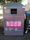 Electrical recycling bin
