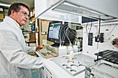 Bacterial bi-robotics research
