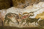 Lascaux II cave painting replica