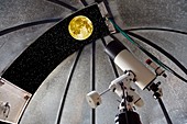 Cassegrain telescope and Moon