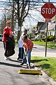 Volunteers clearing rubbish