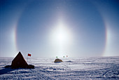 Sun pillar and sun dogs