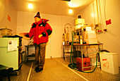 Atmospheric ice research laboratory