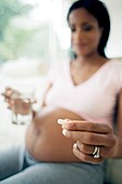 Pregnant woman taking painkillers