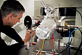 Mass spectrometer