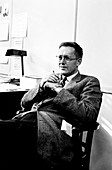 Edward Mills Purcell,US physicist