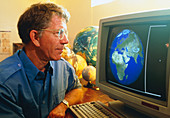 Tom Van Sant with Stardent computer screen