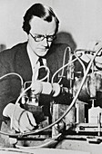 Maurice Wilkins,New Zealand physicist