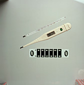 Three kinds of clinical thermometer