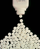Tamoxifen tablets with plastic container