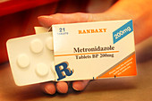 Metronidazole antibiotic pills