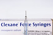 Heparin-filled syringe