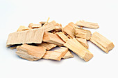 Bitter ash wood chips